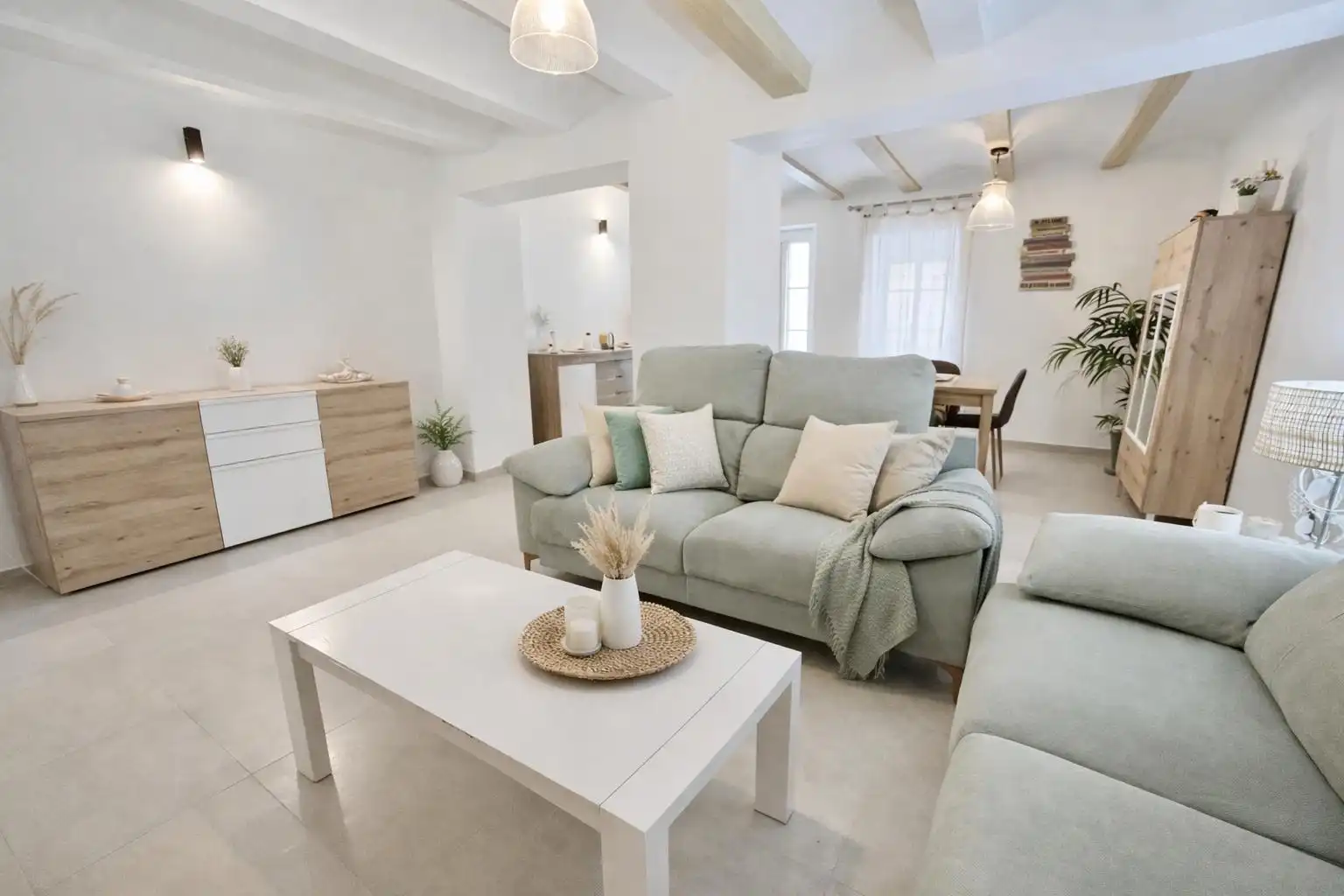 Sala d'estar de Casa o xalet en venda en Benaguasil amb Aire condicionat i Moblat