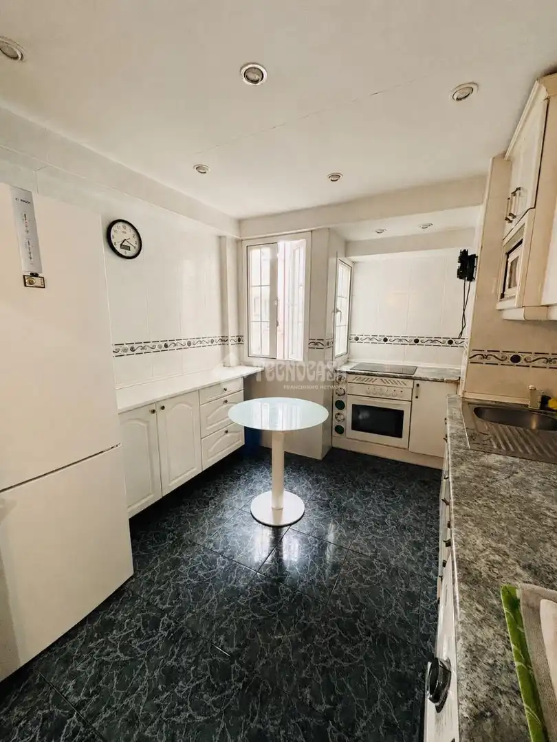 Cocina de Piso en venta en Madrid