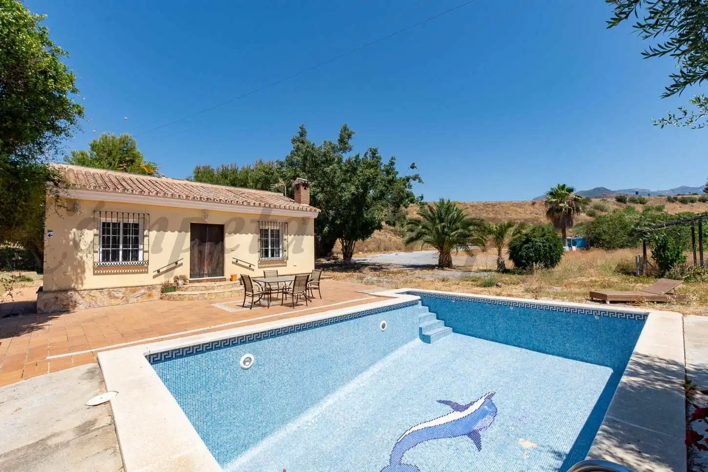 Casa amb piscina en venda a Avda Pescia - Ctra de Frigiliana