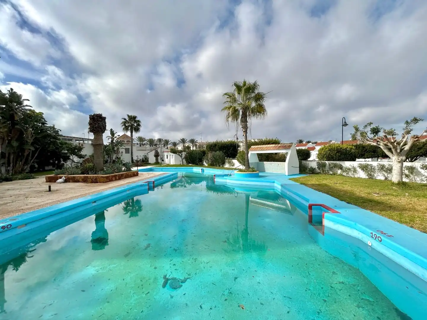 Swimming pool of Attic for sale in Roquetas de Mar  with Private garden, Terrace and Furnished
