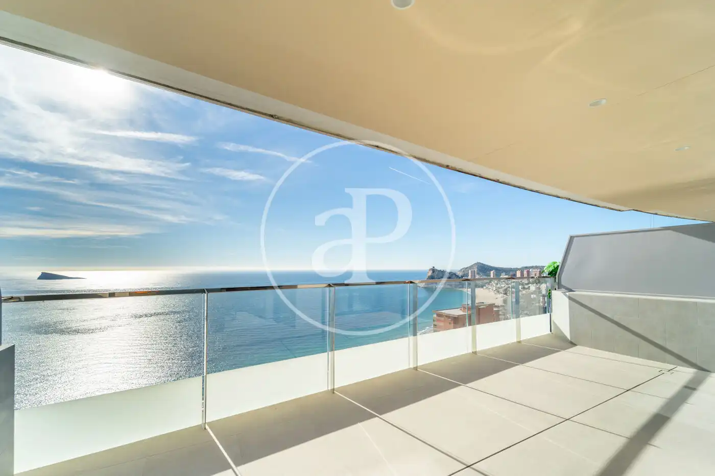 Terraza de Piso en venta en Benidorm con Aire acondicionado, Calefacción y Jardín privado