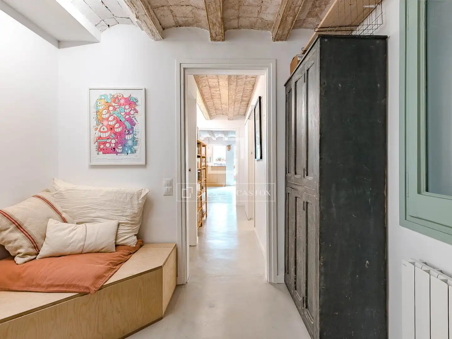 Wohnung zum Verkauf in Barcelona mit Klimaanlage, Heizung und Terrasse