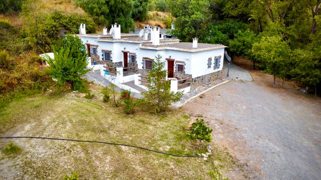 Terreno en Venta en N/A, -1 en Alpujarra de la Sierra