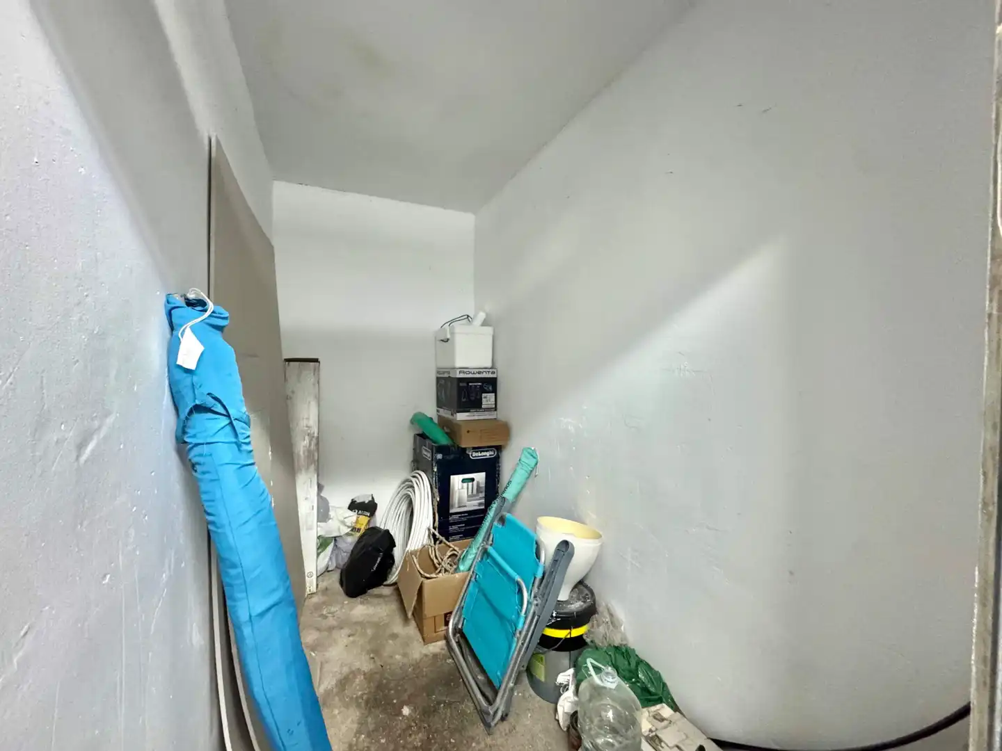 Wohnung zum Verkauf in Gandia mit Klimaanlage, Abstellraum und Balkon