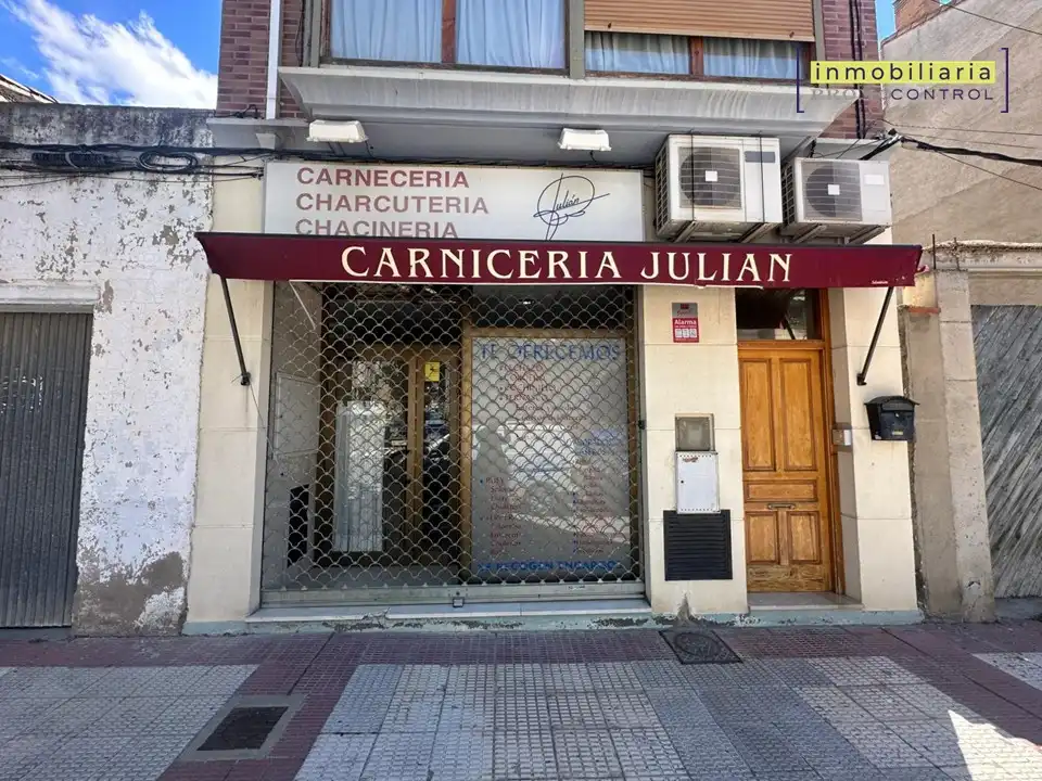 Local de lloguer en Zuera amb Aire condicionat