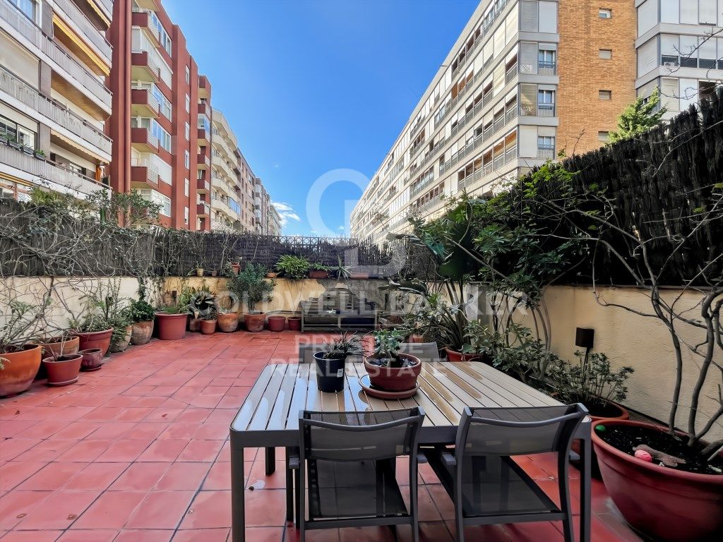 Pis en venda a Avenida Sarria, Barri de les Corts, Les Corts