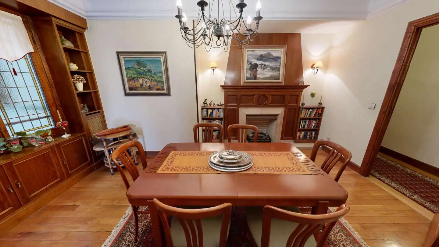 Piso en venta en Área Romántica