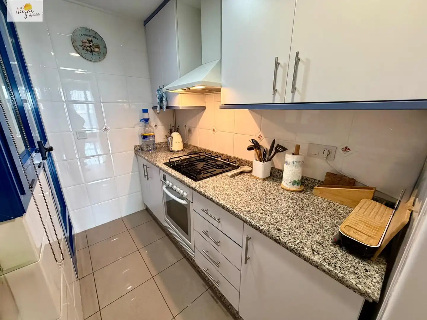 Kitchen of Apartments for rent in La Patacona