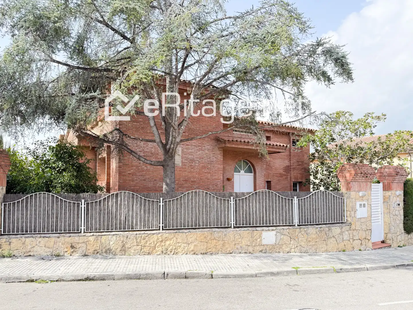 Vista exterior de Casa o chalet en venta en Altafulla con Jardín privado, Parquet y Terraza