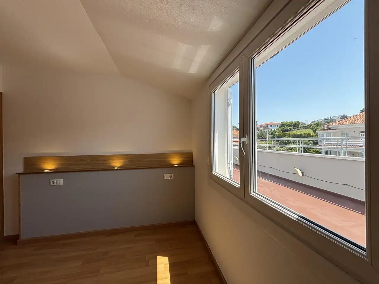 Balcony of Attic for sale in Oleiros  with Heating and Terrace