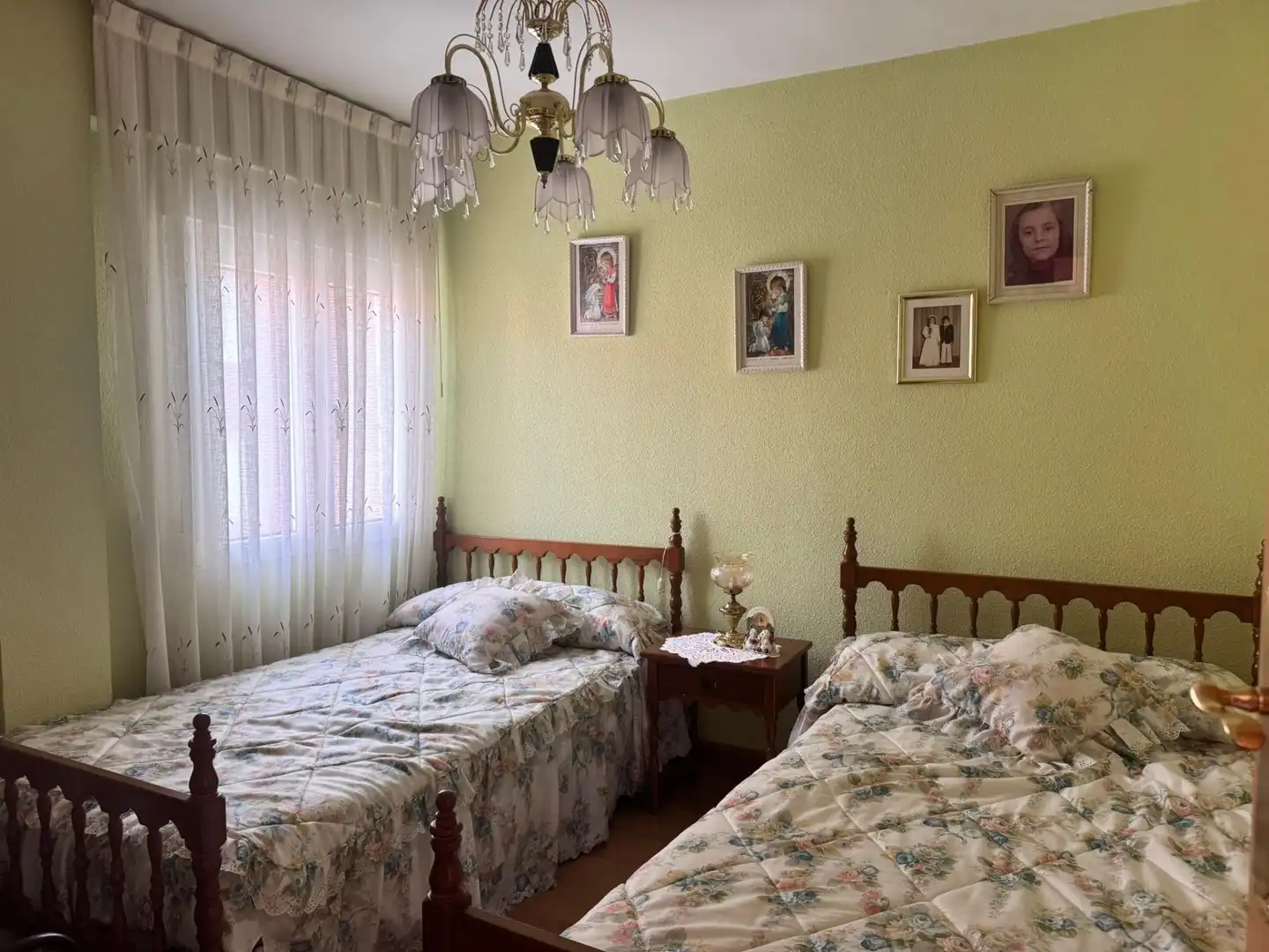 Habitación de Piso en venta en Palencia con Calefacción
