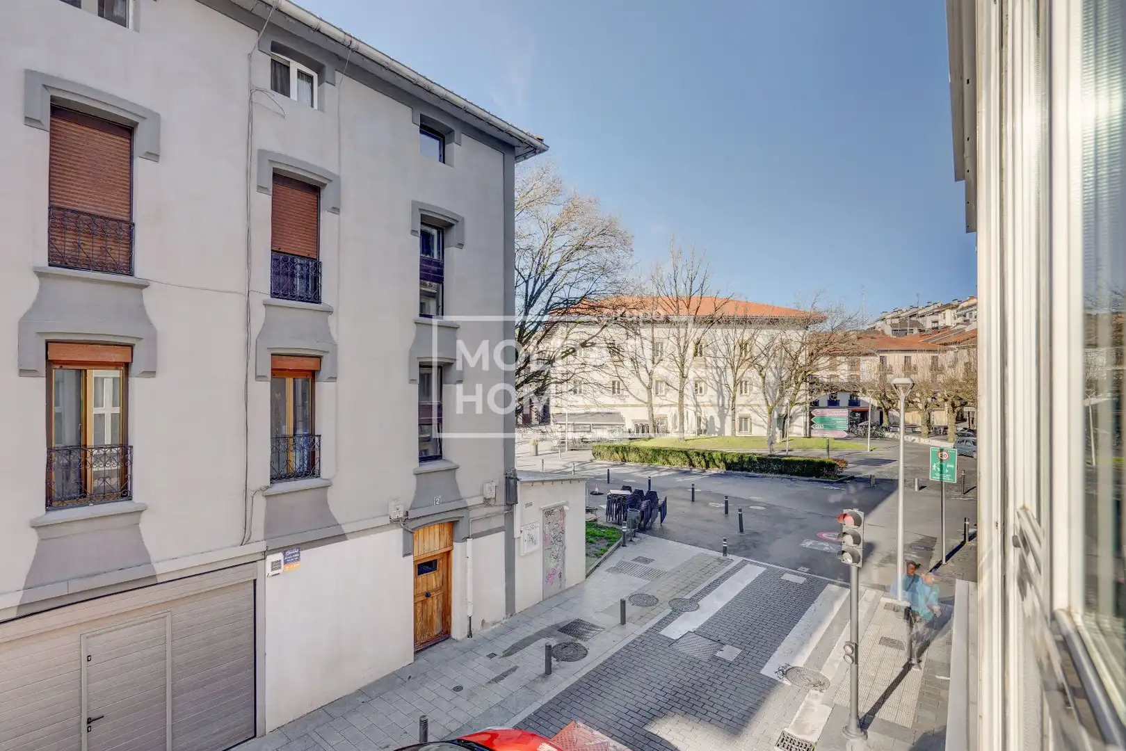 Vista exterior de Piso en venta en Irun  con Calefacción