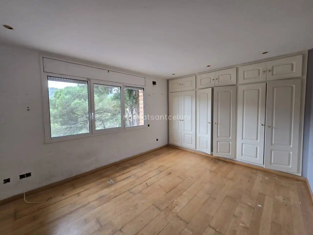 Dormitori de Casa o xalet en venda en Vallromanes amb Jardí privat, Terrassa i Piscina