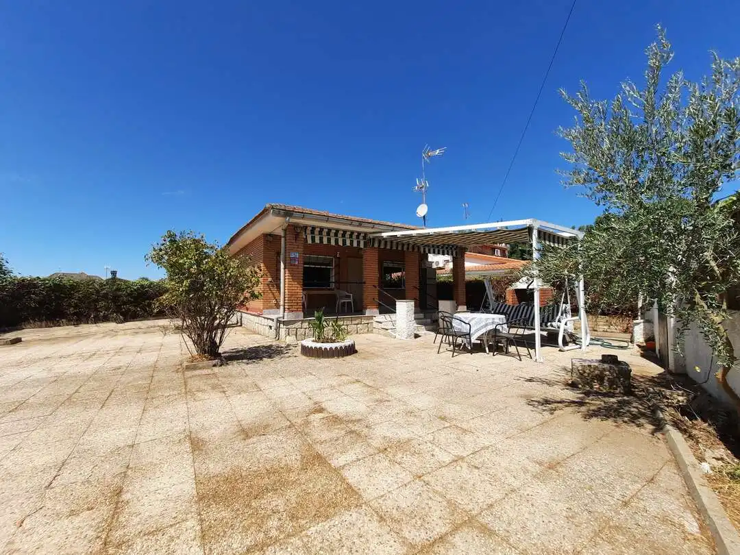 Jardín de Casa o chalet en venta en Escalona con Calefacción, Jardín privado y Trastero