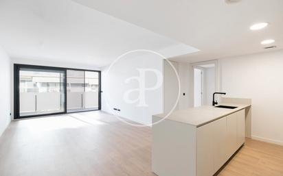 Flat for sale in L'Hospitalet de Llobregat  with Air Conditioner, Heating and Terrace