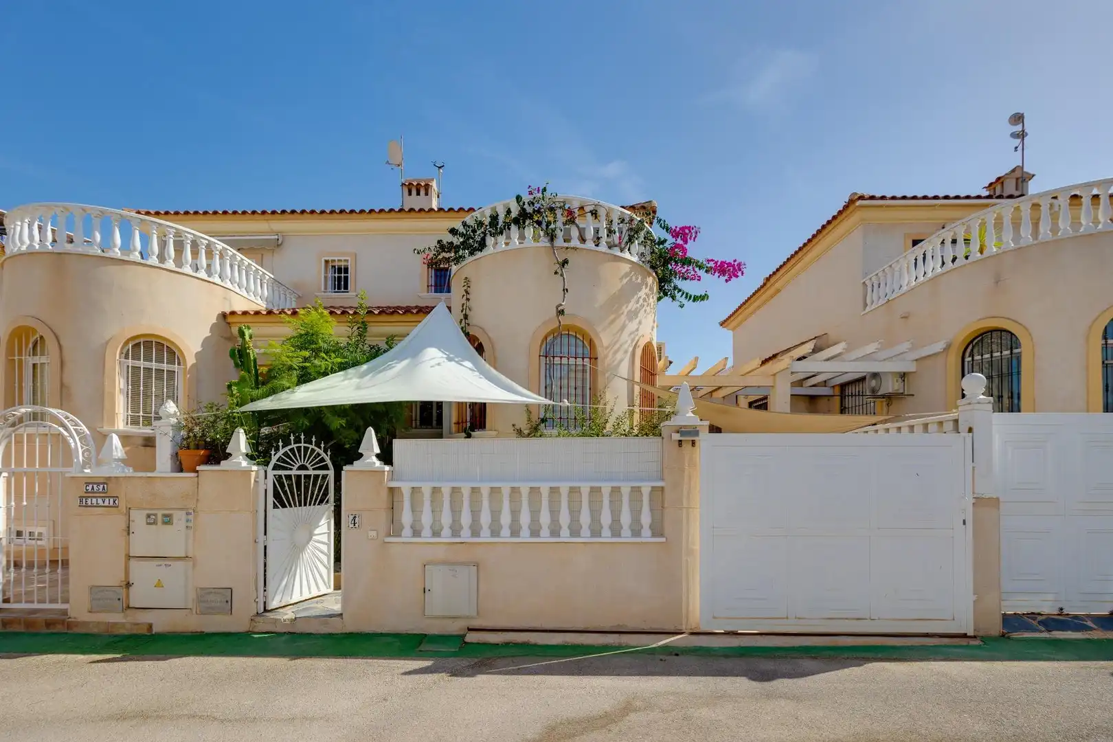 Villa avec terrasse à vendre à Nueva Torrevieja - Aguas Nuevas