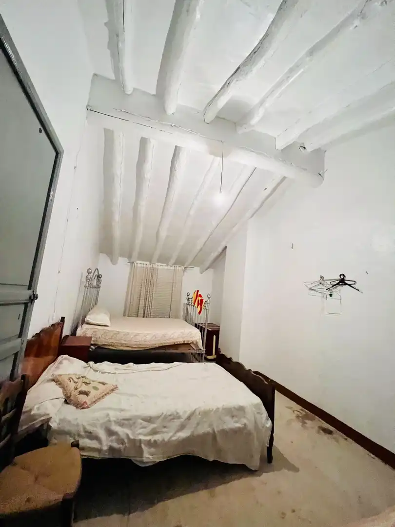 Schlafzimmer von Country house zum Verkauf in Campo de Mirra / El Camp de Mirra mit Privatgarten und Abstellraum