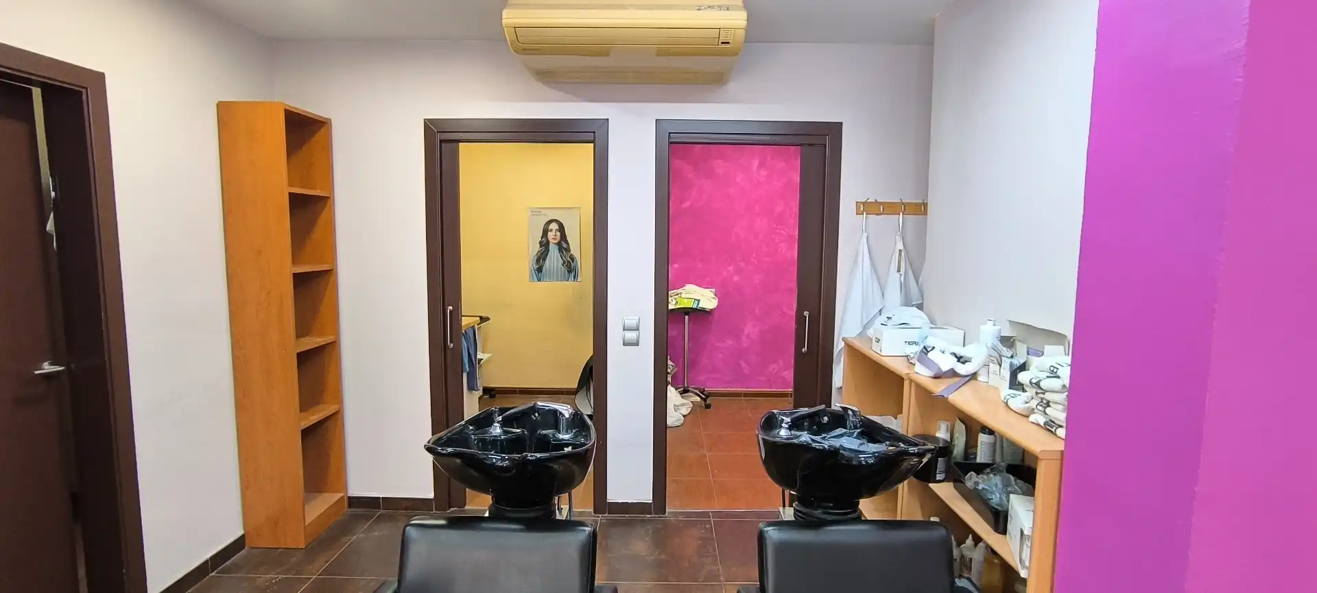 Commercial properties for sale in Carrer de la Gorgonçana, 2, Nucli Urbà