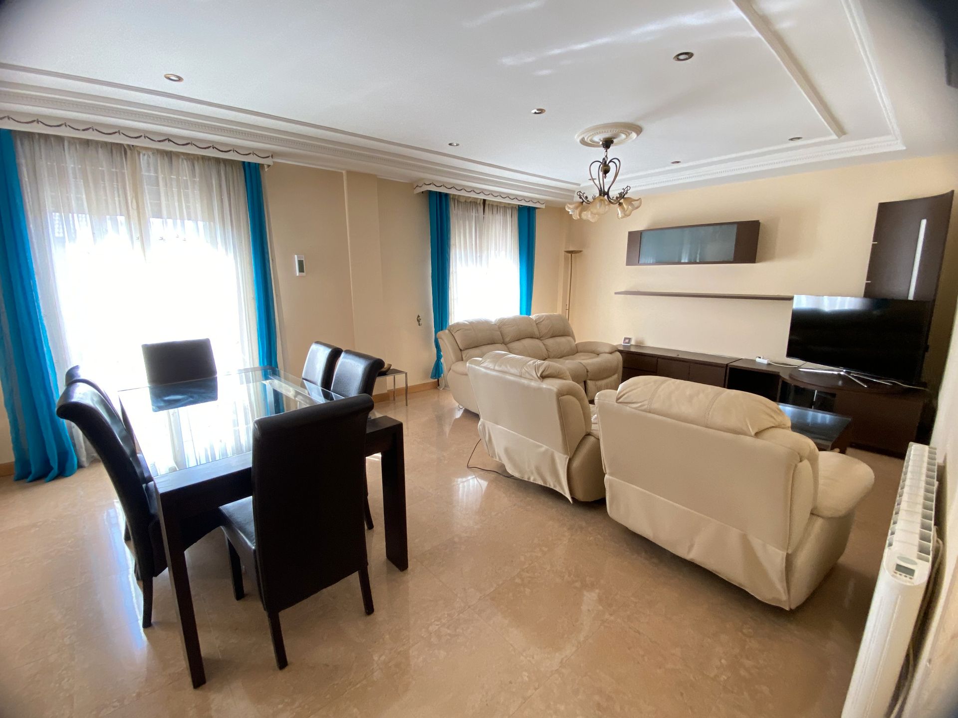 Sala d'estar de Dúplex de lloguer en El Álamo amb Aire condicionat, Calefacció i Terrassa