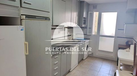 Foto 3 de Piso en venta en Avenida Alcalde Antonio García de Quirós, Bahia Luz - La Forestal, Rota