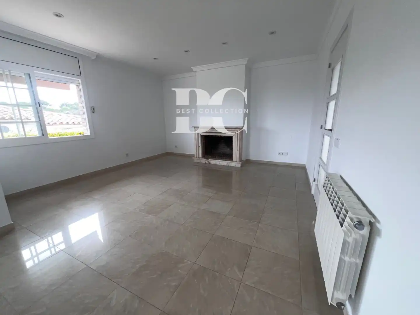 Sala de estar de Casa o chalet en venta en Arenys de Mar con Aire acondicionado, Terraza y Trastero