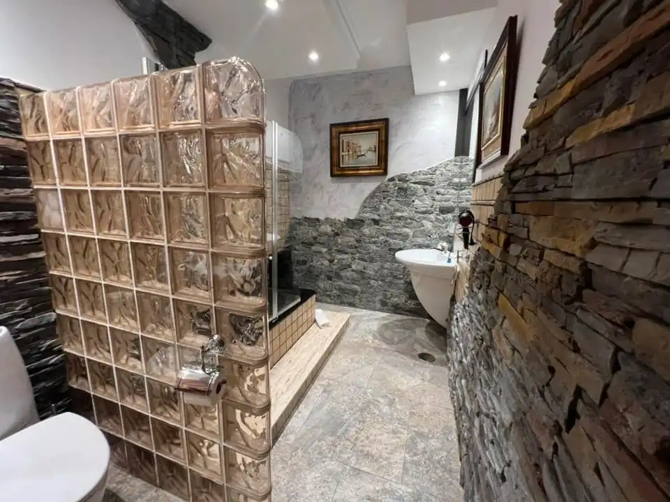 Badezimmer von Gebäude zum Verkauf in Camargo