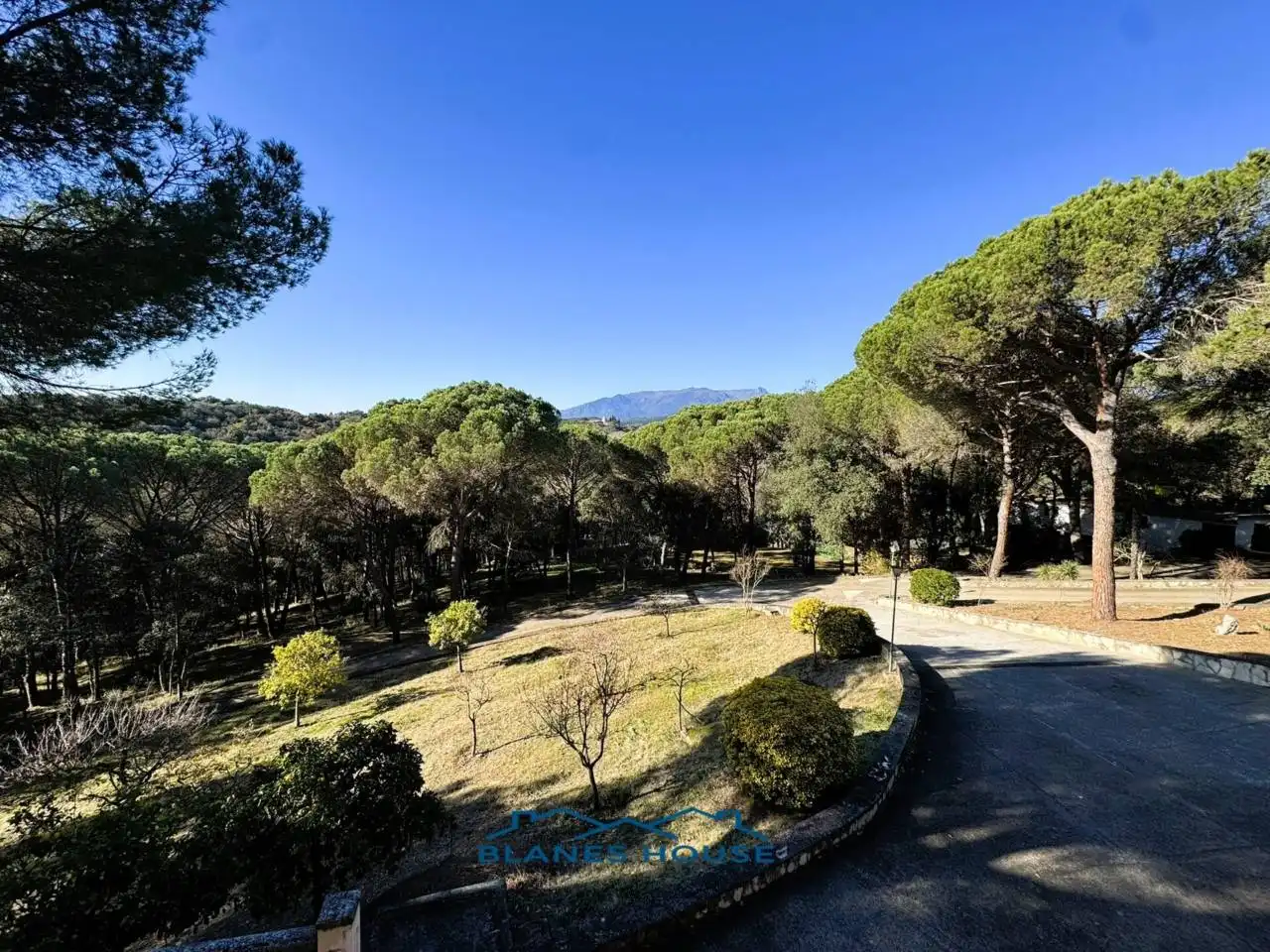 Vista exterior de Finca rústica en venda en Sant Feliu de Buixalleu amb Calefacció, Jardí privat i Terrassa