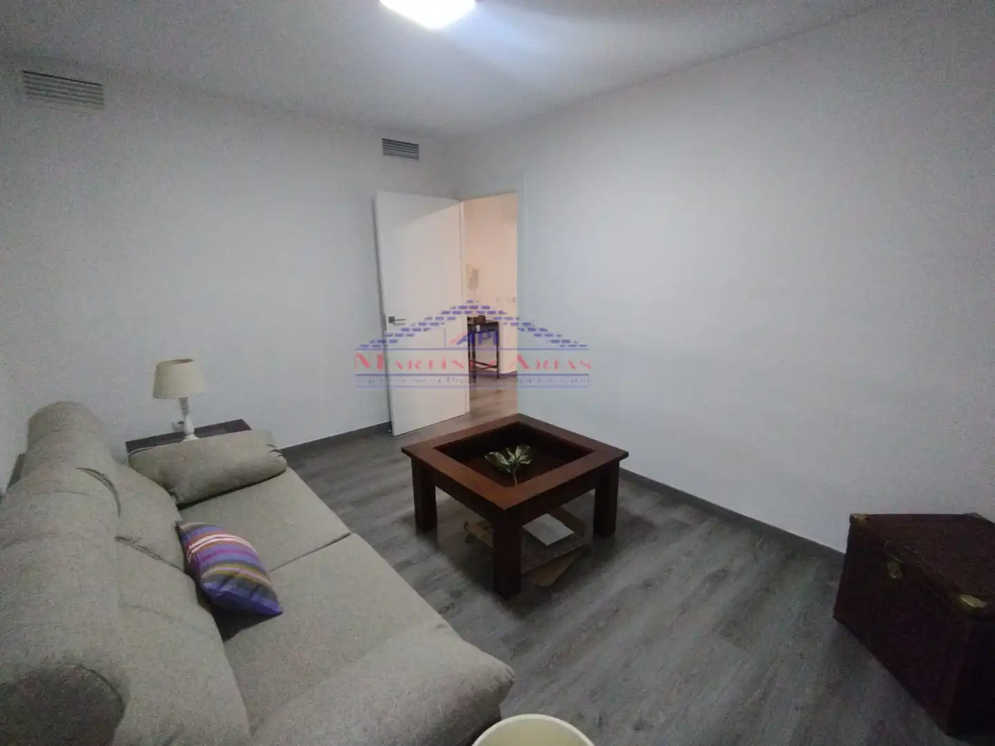 Wohnzimmer von Büro zur Miete in Jaén mit Klimaanlage