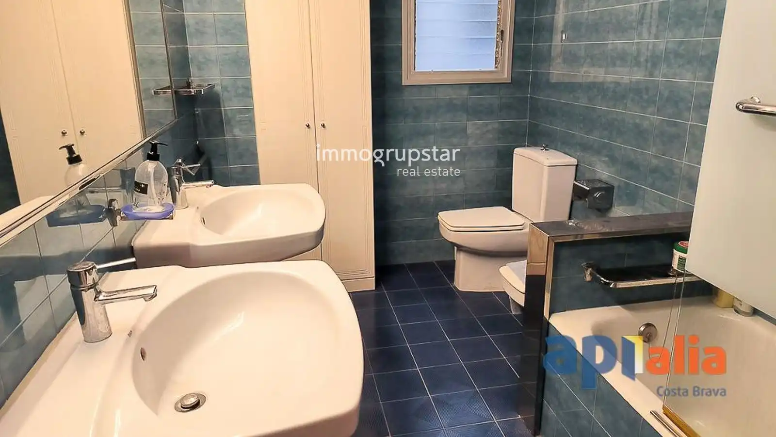 Bathroom of Flat for sale in Calonge i Sant Antoni  with Terrace and Balcony