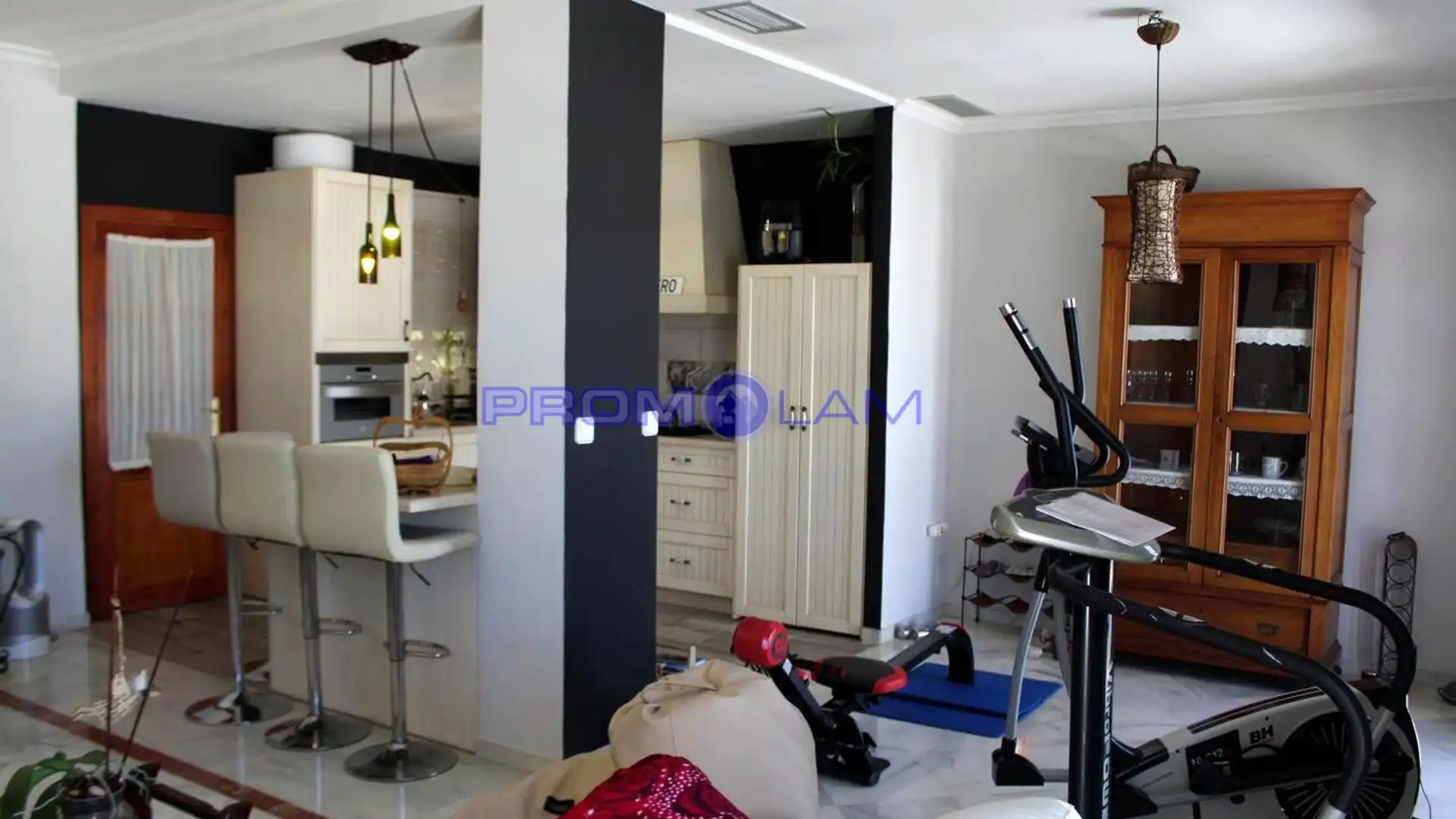 Pis en venda en Palomares del Río amb Aire condicionat, Terrassa i Moblat