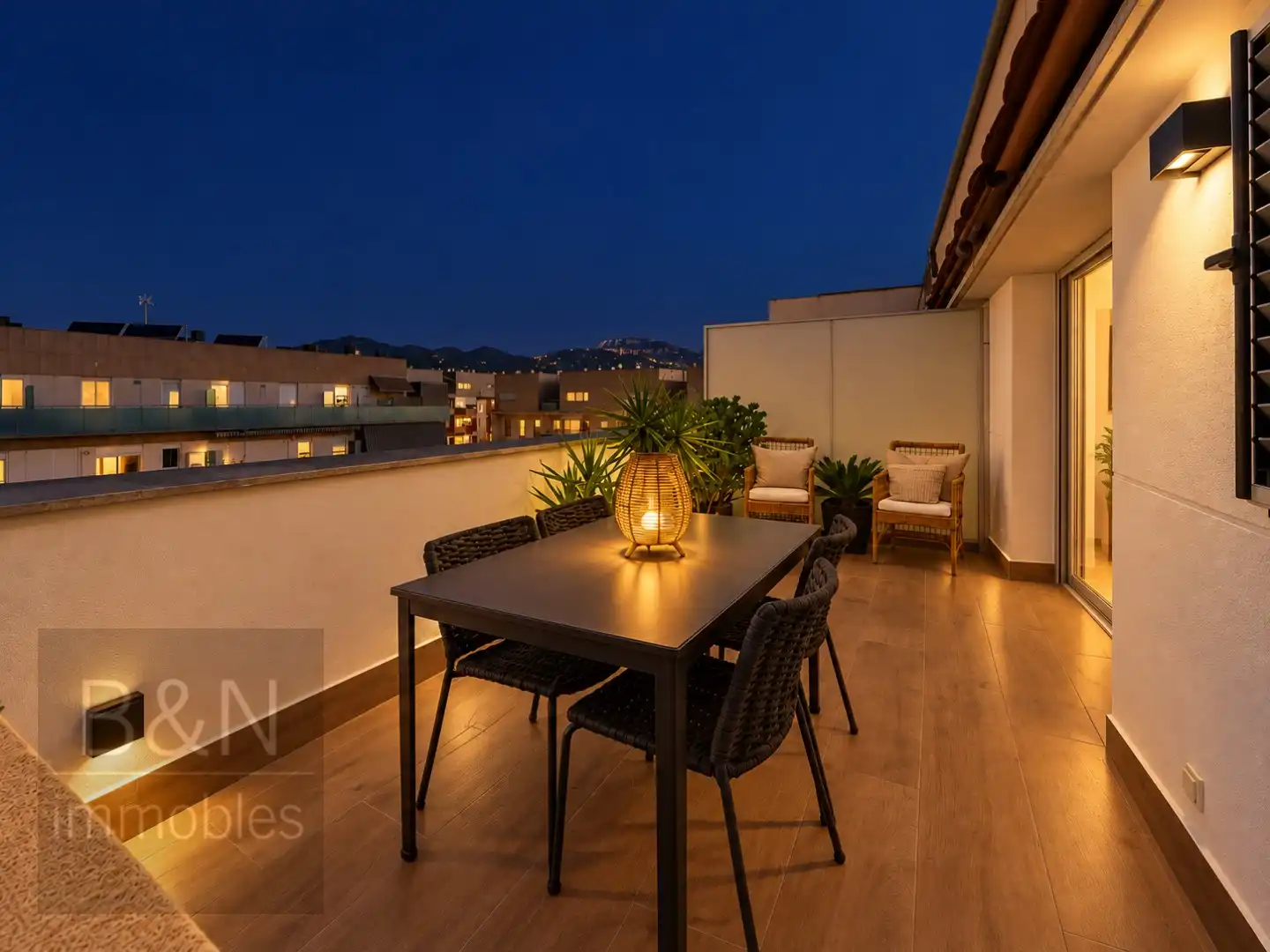 Penthouse with lift for sale in Nord-oest, imagen 35
