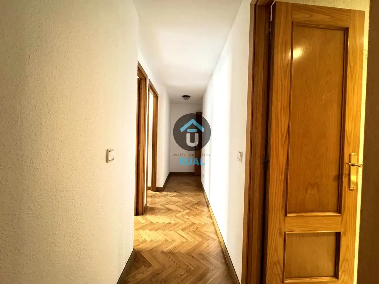 Flat for rent in Madrid  with Heating, Storage room and Community pool