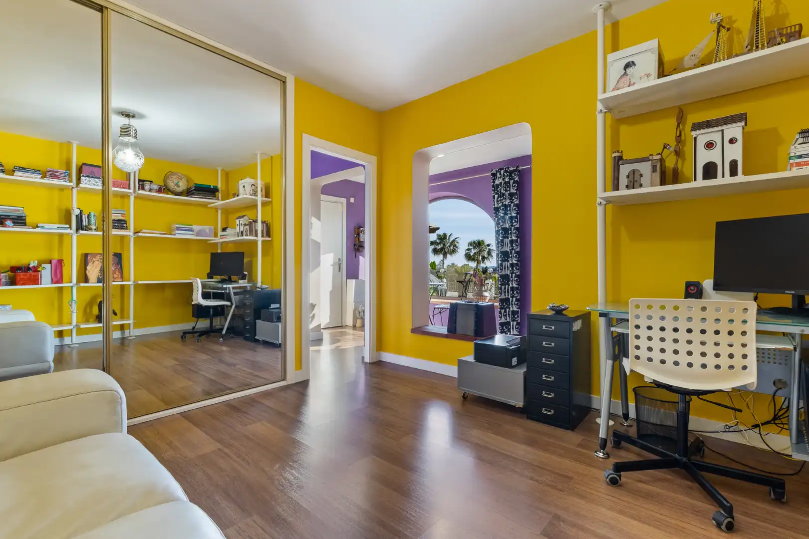 Living room of Houses for sale in Fuengirola  with Air Conditioner, Private garden and Swimming Pool