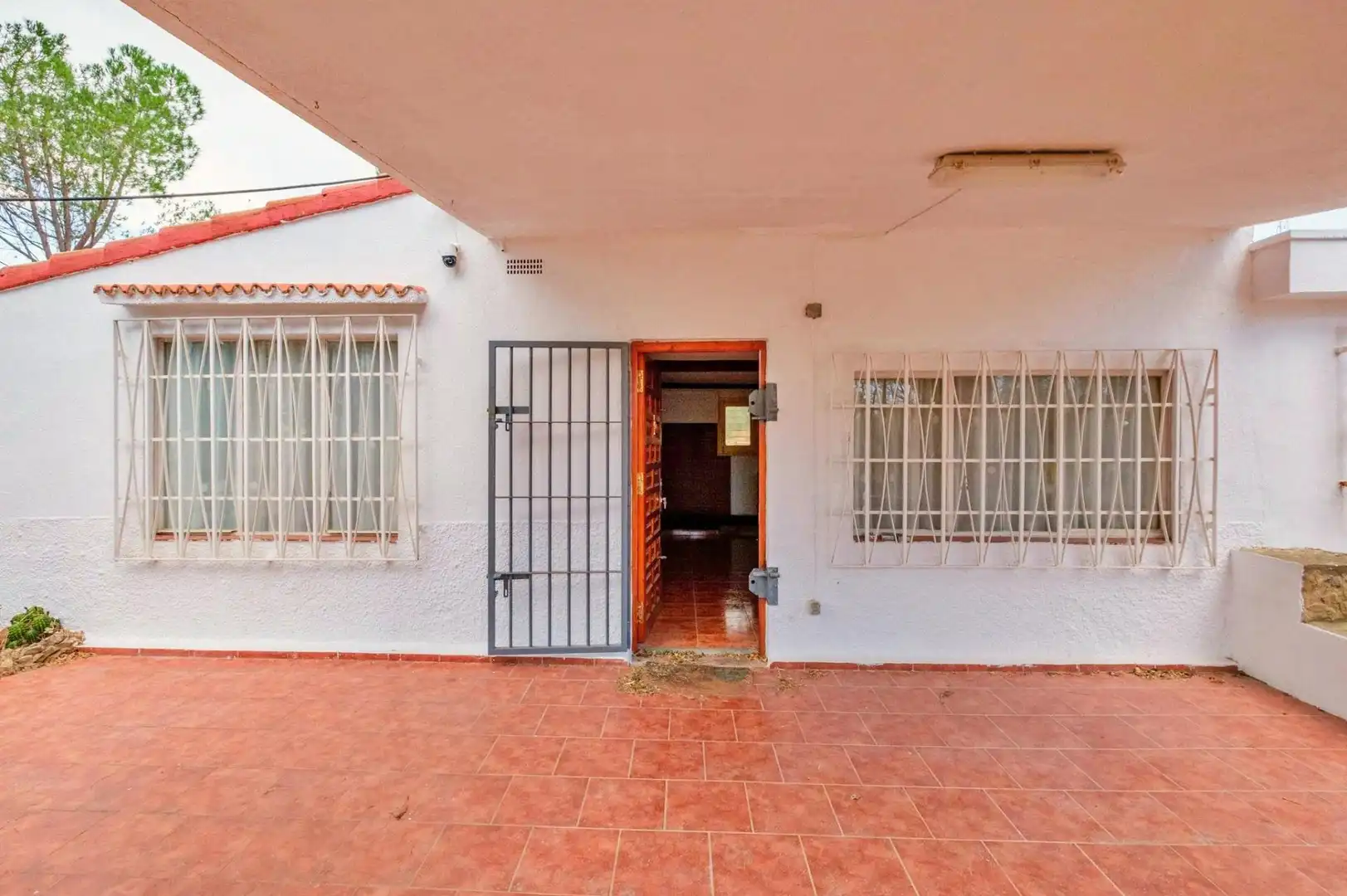 Vista exterior de Casa o xalet en venda en Tortosa amb Jardí privat