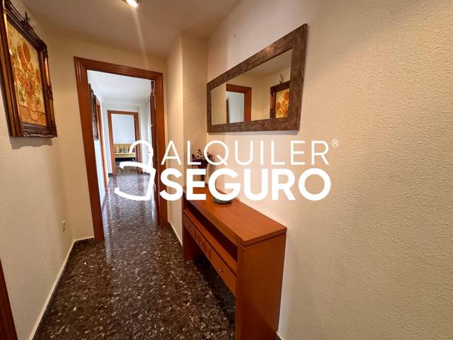 Piso en Alquiler en Maestro Rodrigo en Nou Campanar