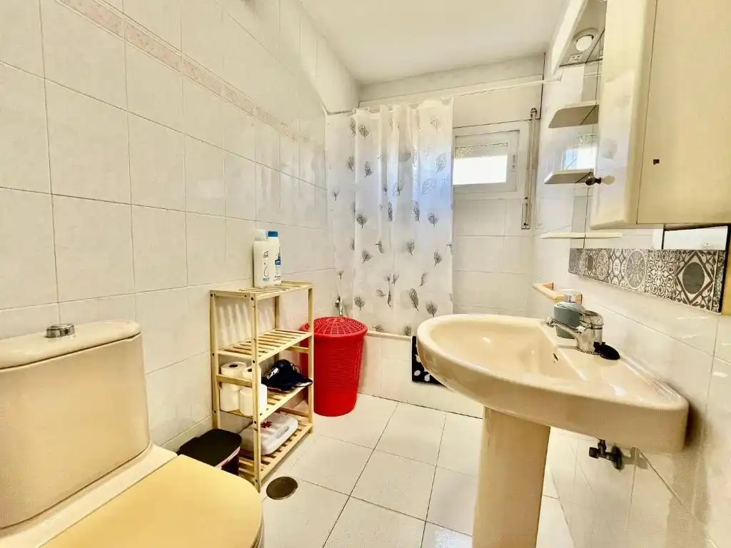 Bathroom of Apartments for rent in Orihuela Costa