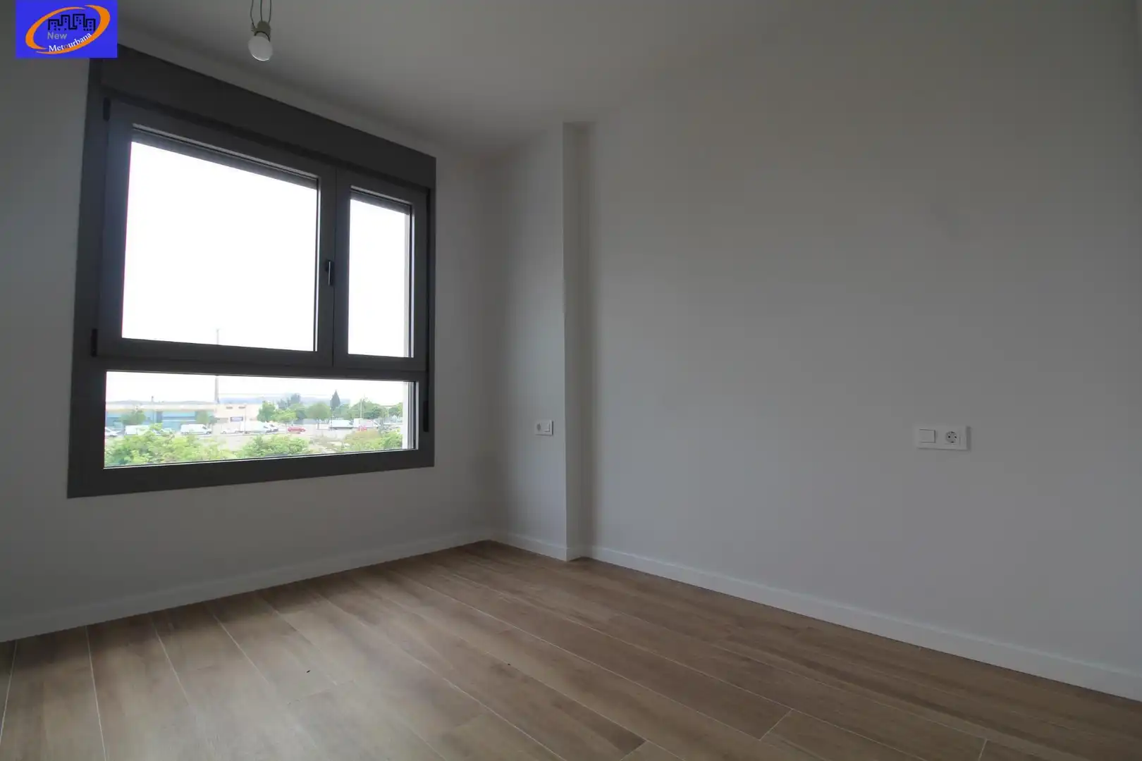 Schlafzimmer von Wohnung zur Miete in Quart de Poblet mit Parkett, Terrasse und Abstellraum