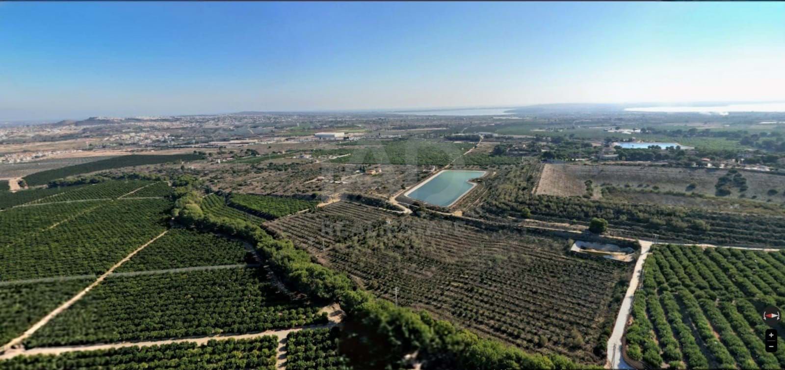 Residencial en venda en Algorfa