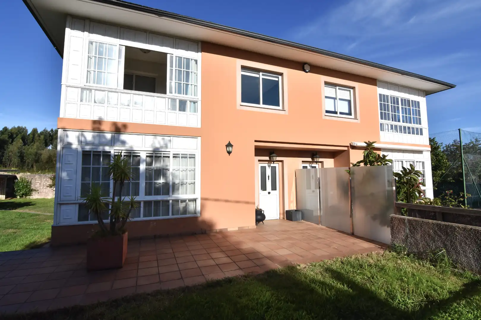 Casa pareada con jardín en venta en Mera - Serantes, imagen 3