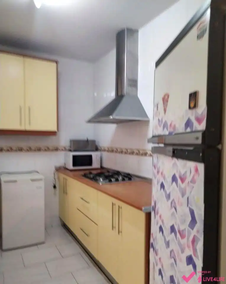 Cocina de Planta baja de alquiler en Granada con Amueblado