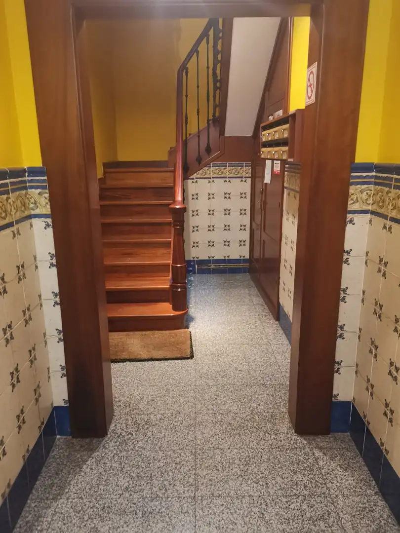 Apartamento en venta en Avilés con Calefacción, Parquet y Amueblado