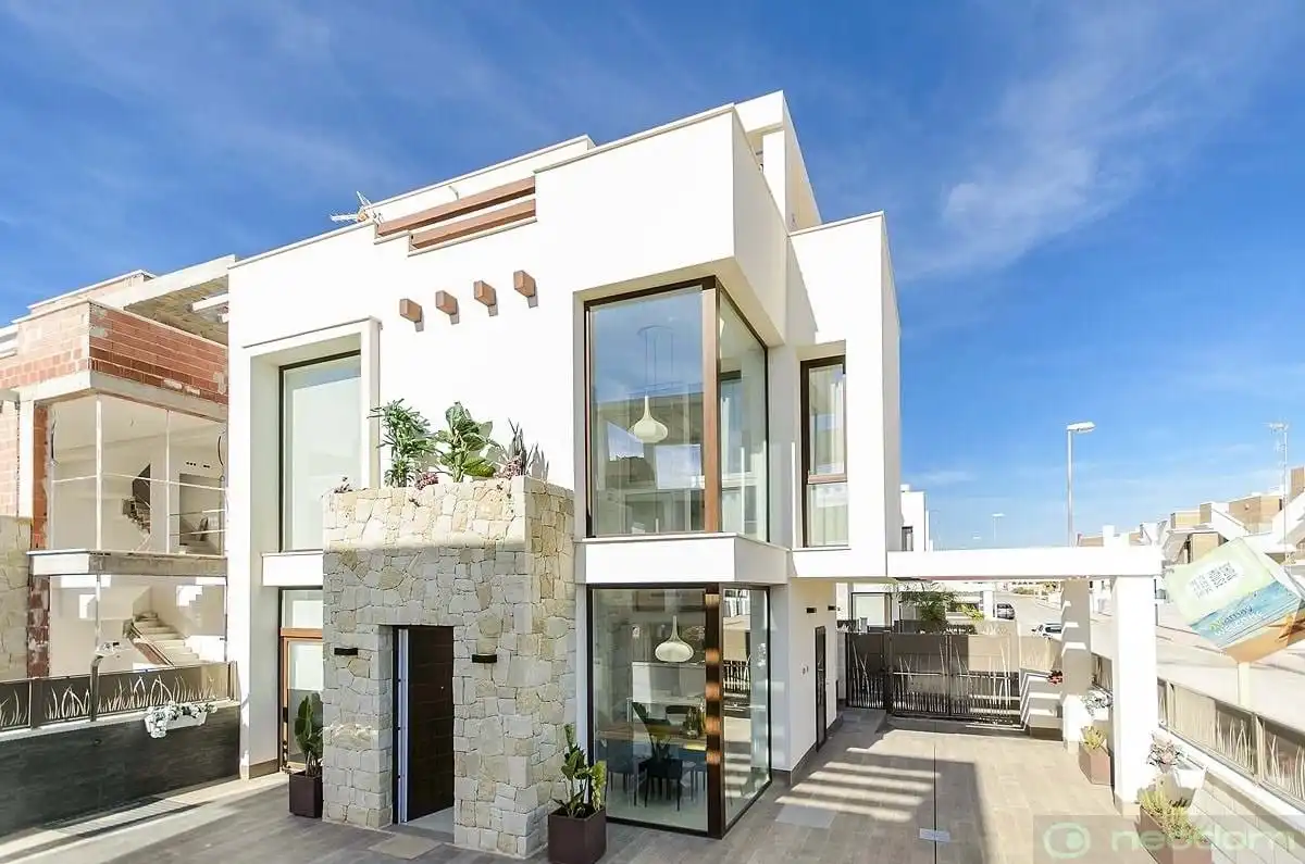 Casa con piscina en venta en N/A
