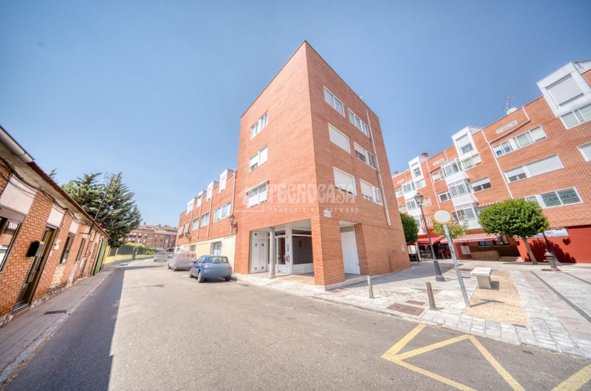 Außenansicht von Maisonette zum verkauf in Laguna de Duero mit Klimaanlage und Heizung