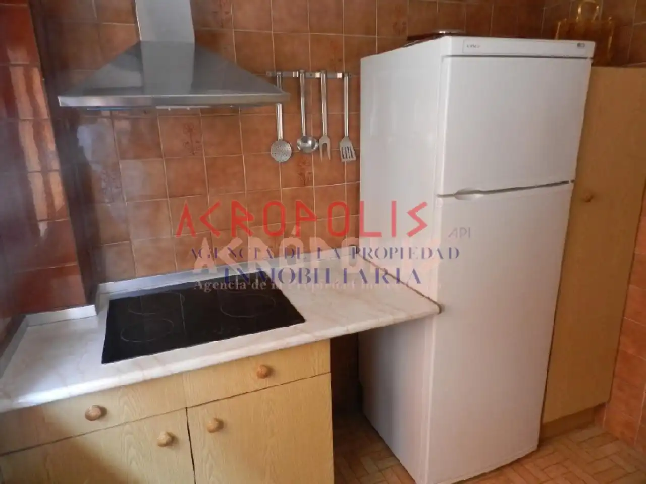 Cocina de Piso en venta en Benavente con Calefacción, Parquet y Trastero
