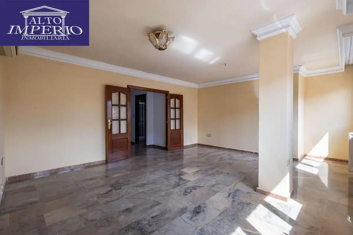 Piso con ascensor en venta en Calle MARQUES DE MONDEJAR, imagen 6