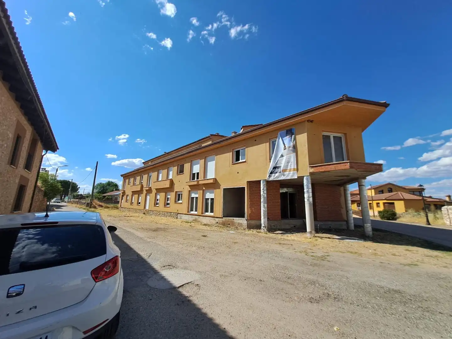 Vista exterior de Piso en venta en Campo de San Pedro con Calefacción