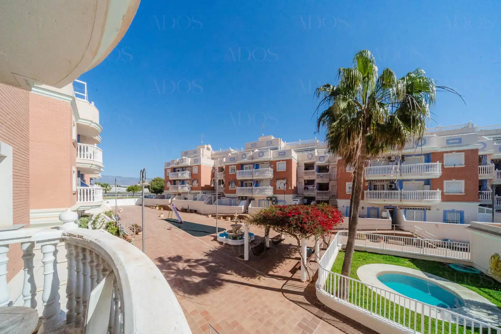 Exterior view of Flat for sale in Roquetas de Mar  with Air Conditioner, Terrace and Furnished
