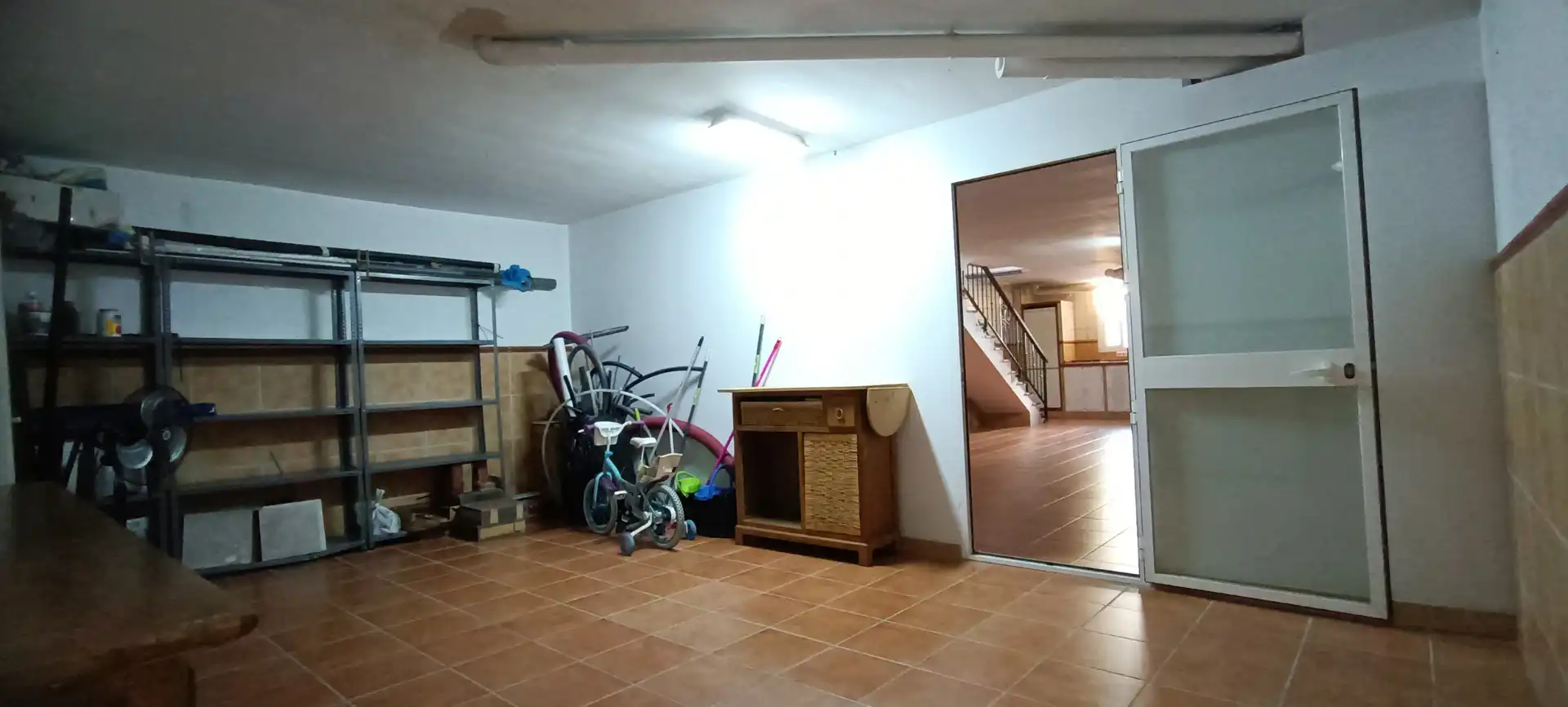 Einfamilien-Reihenhaus zum Verkauf in Estepona mit Klimaanlage, Heizung und Terrasse
