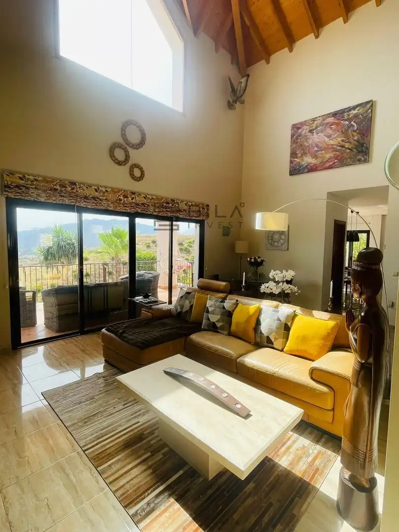 Chalet con piscina en venta en Urb. Valtocado, imagen 13