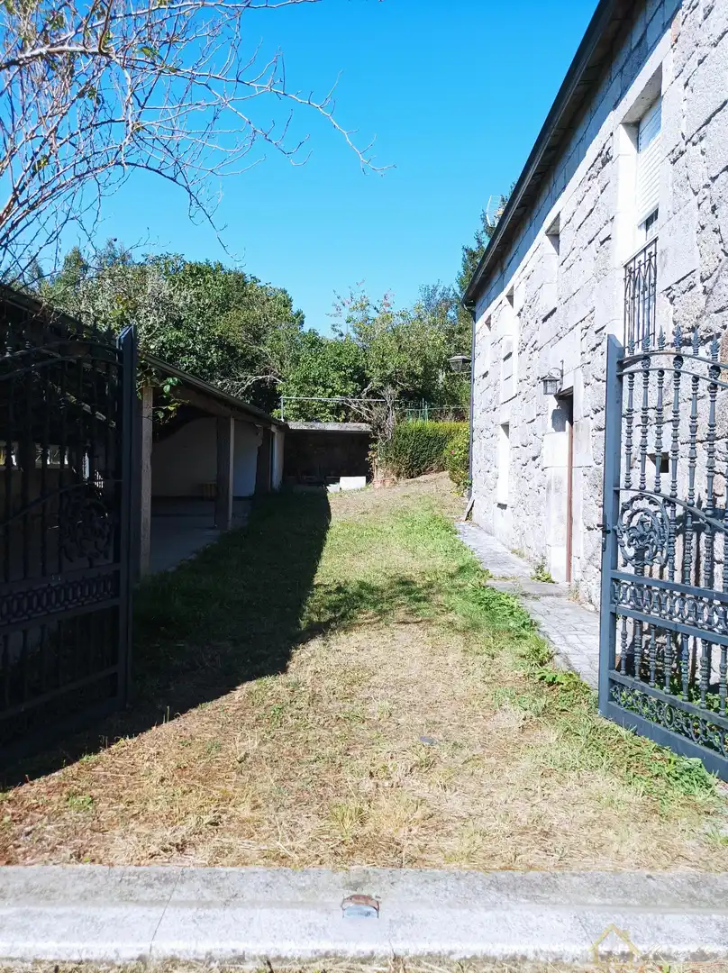 Chalet con terraza en venta en Corgo, imagen 27